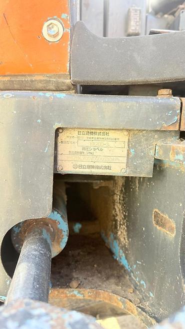 3 uzt: Экскаватор, Hitachi, 2005 г., Гусеничный — 7