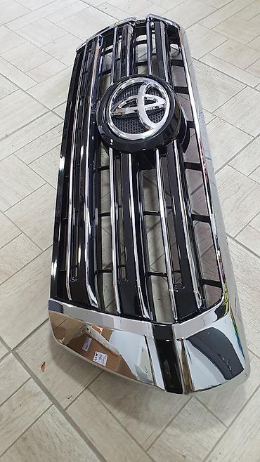 200: Решетка радиатора Toyota 2010 г., Новый, Аналог — 3