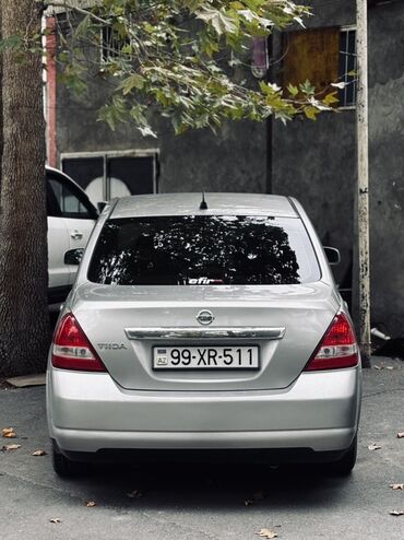 авто азербайджан: Nissan Tiida: 1.6 l | 2006 il Sedan