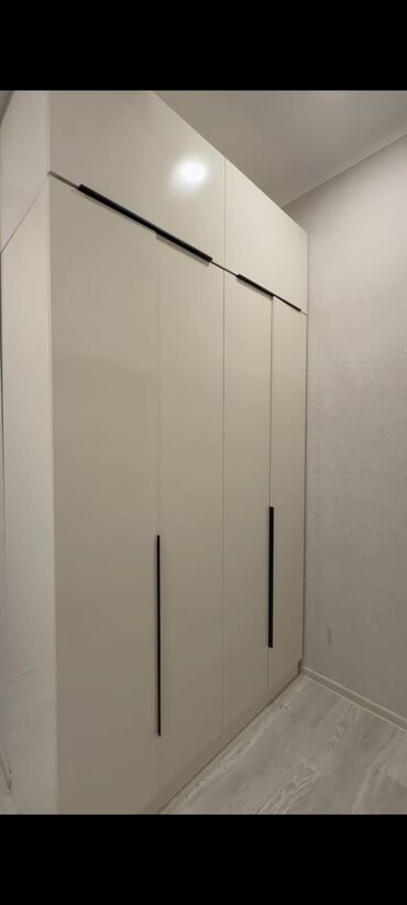 Günlük kirayə mənzillər: 3 otaqlı — 6