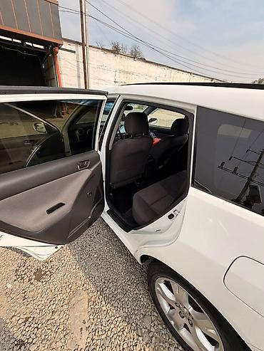Toyota: Toyota Matrix: 2003 г., 1.8 л, Автомат, Бензин, Универсал — 4