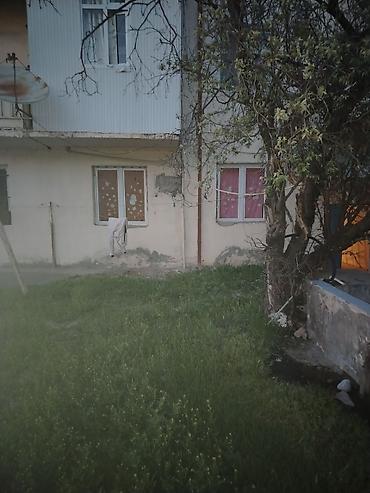 Digər tikinti materialları: Samux şəhər nəbiağalı qəsəbəsində köhnə xəstəxananın arxasında mərkəzi — 10