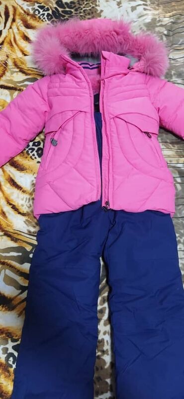 сапоги зимние женские натуральная кожа натуральный мех распродажа: Зимний комбинезон+ботинки+шапка+шарф+перчатки. 4-6 лет. Состояние