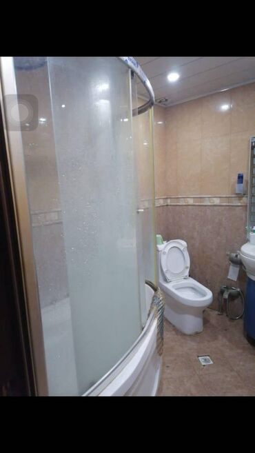 Uzunmüddətli kirayə mənzillər: Yasamalda Albalı Uşaq baxcasının binasında 18 mertebeli binanın 11-cı — 15