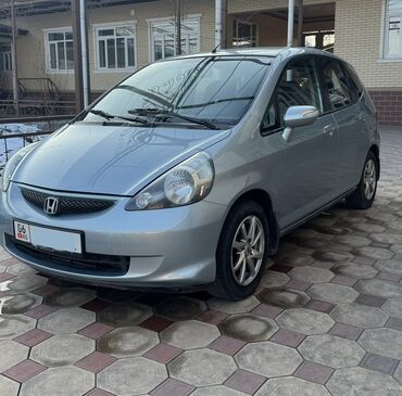 тайото раф 4: Honda Jazz: 2006 г., 1.4 л, Вариатор, Бензин