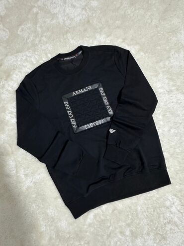 Duksevi: Muske dukserice vrhunskih brendova
sa okruglim izrezom 
S do XXL — 2