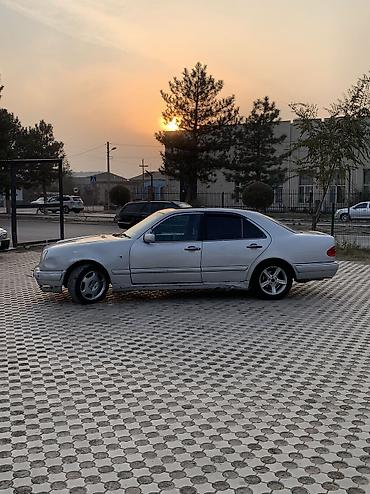 глушитель гольф 4 2.0 бензин: Mercedes-Benz E-Class: 1996 г., 2.4 л, Механика, Бензин, Седан — 2
