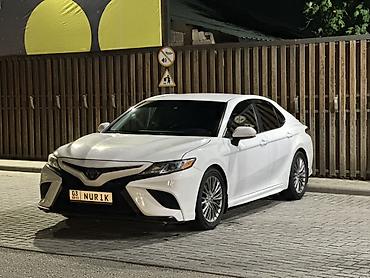 Toyota: Toyota Camry: 2018 г., 2.5 л, Бензин, Седан — 1