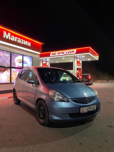 портер 1 сатып алам: Honda Fit: 2004 г., 1.3 л, Вариатор, Бензин, Хетчбек