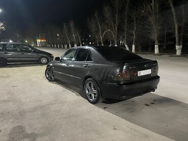 тико мошина: Lexus IS: 2002 г., 2 л, Автомат, Газ