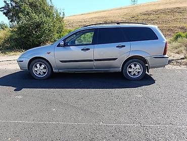 бу токмок: Ford Focus: 2002 г., 1.8 л, Кол менен иштөөчү, Бензин, Универсал — 5