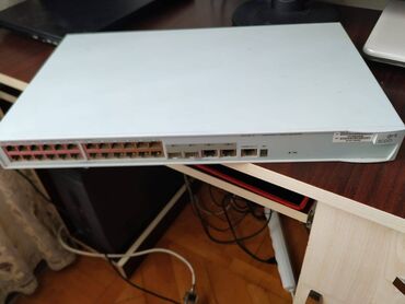 deri çanta: 3COM SuperStack 3 4500 26Port Layer2 The 3Com Switch 4500 is a high