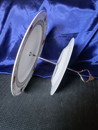 Kuhinjski setovi: Nov porcelanski vintaz,etazer. Porcelanski etazer,sve na njemu odsjaj — 7