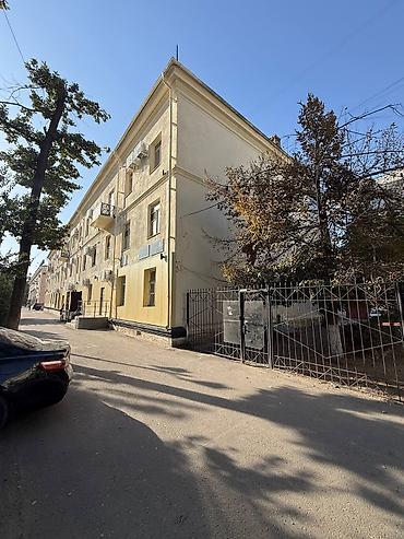 imak: 4 комнаты, 87 м², Филармония Сталинка, 2 этаж, Старый ремонт — 1