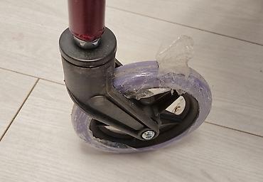 Hodalice, štake, štapovi za hodanje, kolica za hodanje: Rolator hodalica – NOVO - Stabilna aluminijumska konstrukcija u bordo — 4