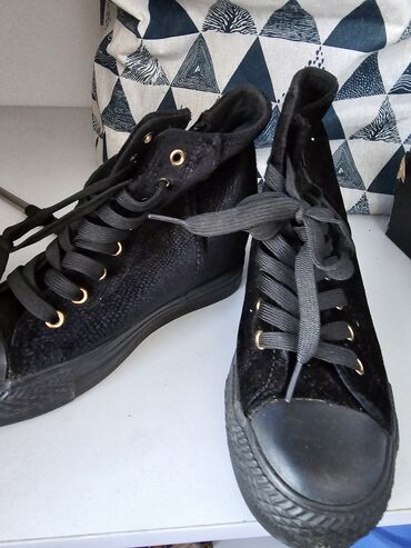 обувь италия: Ботинки и ботильоны 36, цвет - Черный