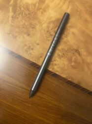 ASUS: Rəsmi mağazadan cəmi 2 ay əvvəl alınıb. Çox az istifadə olunub — 6