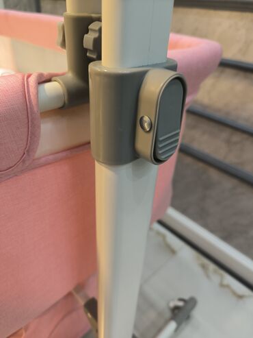 Beşiklər: Qız üçün, Yeni, Beşik, Yellənmə mexanizm ilə — 9