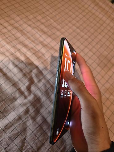 lcd tv: OnePlus 12, Б/у, 512 ГБ, цвет - Зеленый, 2 SIM — 8