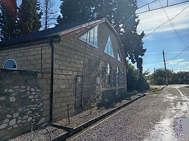 bakida ucuz kiraye heyet evleri: Daşdan tikili geniş həyətli yaşayış evi - Memarlıq: Təbii daş fasad — 3