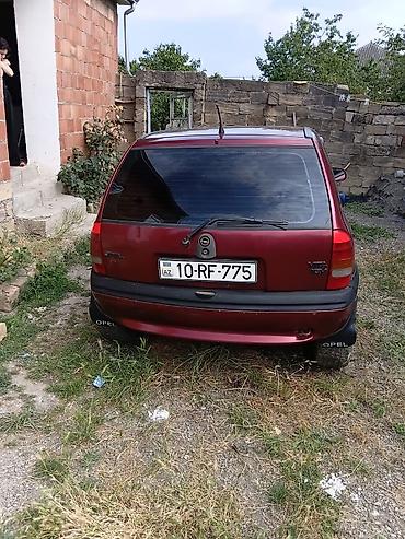 qaz 53 senedi: Opel Corsa: 1.6 l | 1998 il 488000 km Hetçbek — 4