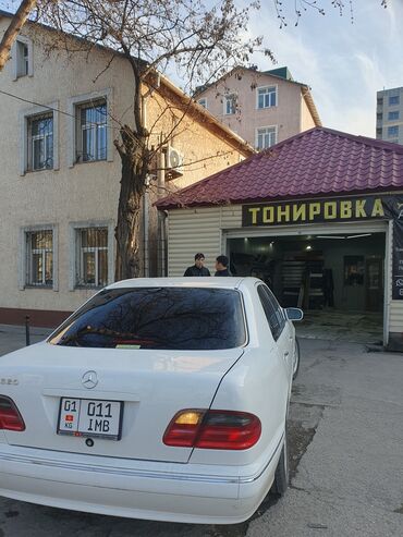 СТО, ремонт транспорта: Тюнинга студия AUTOTONER Тонировка авто стёкол Тонировка лобовое — 11