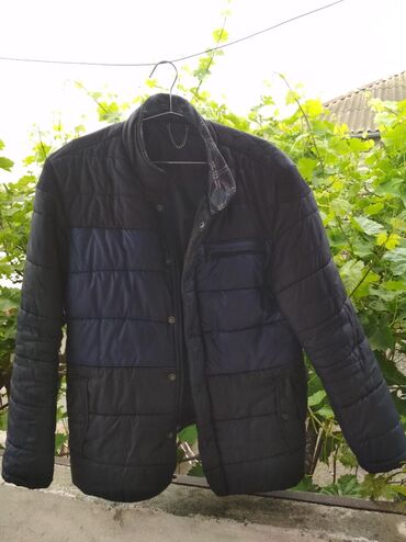 Kurtkalar: Kişi üçün az geyilmiş kurtqa (gödəkcə) Satılır. Heç bir problemi -da lalafo.az — 17 Kurtkalar: Kişi üçün az geyilmiş kurtqa (gödəkcə) Satılır. Heç bir problemi — 17