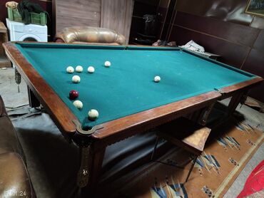 Бильярдные столы: Продаю бильярдный стол размер 3.25*1.95(не китайский,не мрамор)дерево — 15