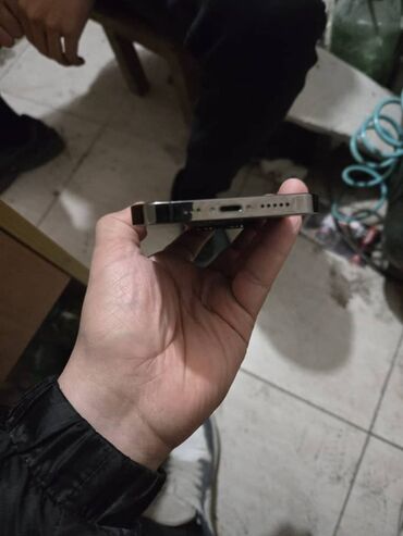 Apple iPhone: IPhone 13 Pro, Б/у, 128 ГБ, Графит, 82 % — 5