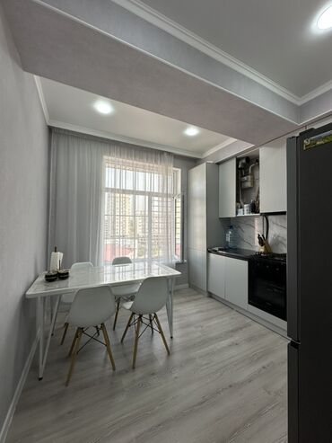 Долгосрочная аренда квартир: 2 комнаты, Риэлтор, С подселением, С мебелью полностью — 16