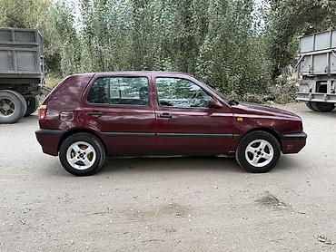 Volkswagen: Volkswagen Golf: 1992 г., 1.8 л, Механика, Бензин, Хэтчбэк — 5