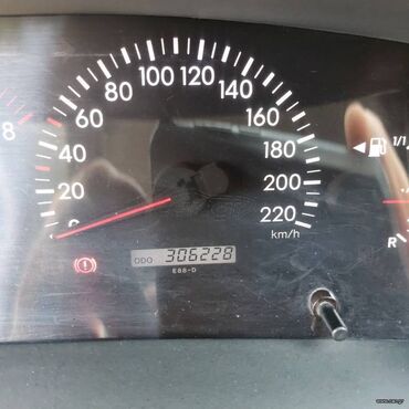 Toyota: Toyota Corolla: 1.4 l. | 2003 έ. Χάτσμπακ — 19