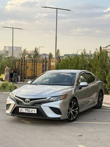 электронный питбайк: Toyota Camry: 2018 г., 2.5 л, Автомат, Бензин, Седан