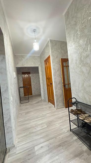 кватира с зерколай: 2 комнаты, 60 м², Тунгуч мкр Гостиничный тип, 4 этаж, Косметический ремонт — 9