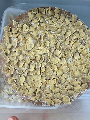 nahar yeməyi: Ev üsulu dondurulmuş pelmeni (kiçik ölçü, əl ilə bükülüb) ve esl baki — 5