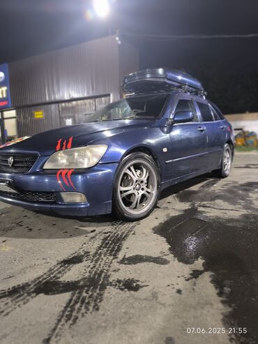лехсус алтеза: Toyota Altezza: 2002 г., 2 л, Автомат, Бензин, Хэтчбэк