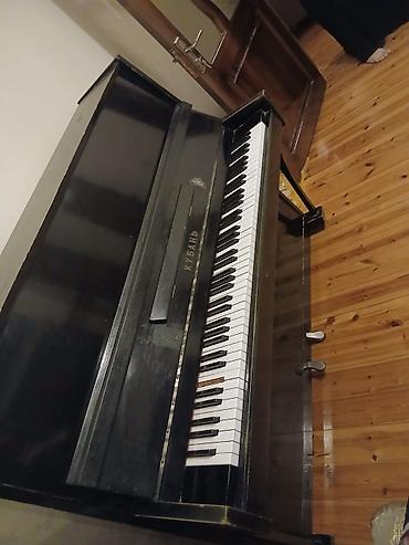 electron piano: Upright pianino – “Кубань” markası - Korpus: klassik qara rəngli — 2