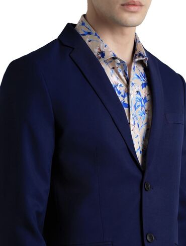 мужские пиджаки бишкек: Костюм M (EU 38), L (EU 40), цвет - Синий