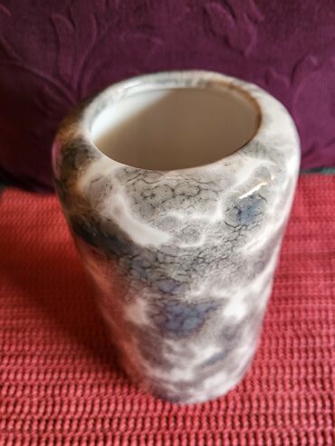 Ostali kućni dekor: Vaza nova porcelanska 70,80te. Visina. 16,5cm. Gornji — 5