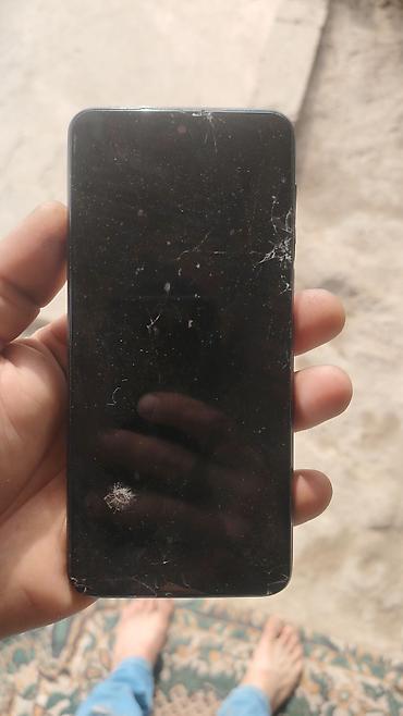 16 e iphone: Xiaomi 64 GB, rəng - Mavi, 
 Qırıq — 1