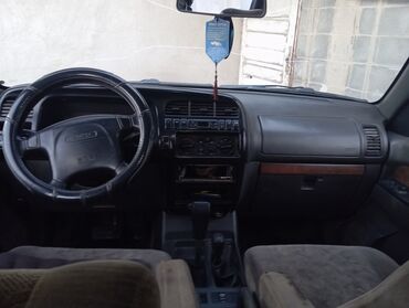 isuzu midi: Isuzu Trooper: 2001 г., 3 л, Автомат, Дизель, Внедорожник