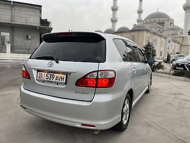 Toyota: Toyota Ipsum: 2003 г., 2.4 л, Автомат, Бензин, Минивэн — 7
