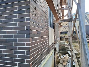 Облицовочный кирпич: Клинкерный, Пустотелый, дырчатый кирпич at lalafo.kg — 24 Облицовочный кирпич: Клинкерный, Пустотелый, дырчатый кирпич — 24