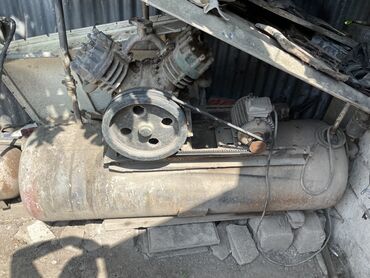 Другое оборудование для бизнеса: Hava vuran kompresor işley veziyetde 8 atmasver 500 lt at lalafo.az Другое оборудование для бизнеса: Hava vuran kompresor işley veziyetde 8 atmasver 500 lt