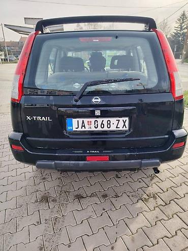 Nissan: Odličan i očuvan auto, dugo registrovan, redovno održavan, motor — 9