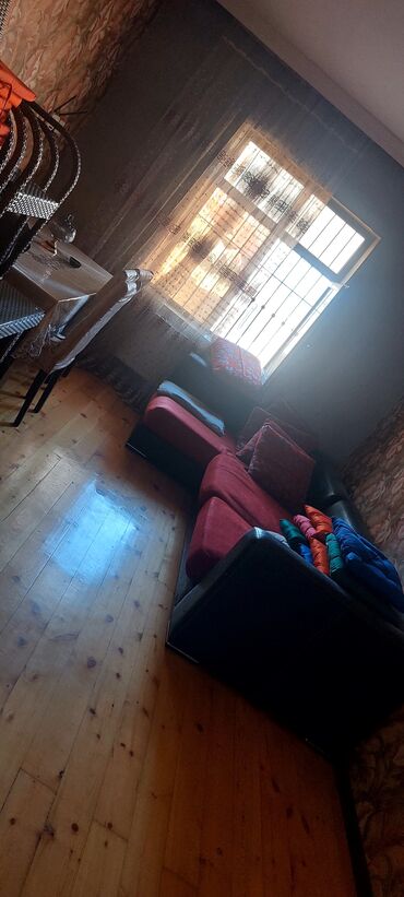 Həyət evləri və villaların satışı: Satılır: fərdi yaşayış evi - Ünvan tipi: həyətyanı sahəli, darvazalı — 6