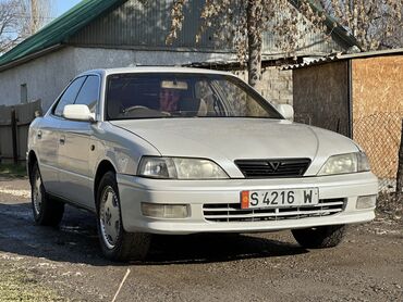 suzuki escudo 1995: Toyota Vista: 1995 г., 2 л, Автомат, Бензин, Седан