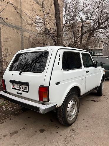 ВАЗ (ЛАДА): ВАЗ (ЛАДА) 4x4 Нива: 2009 г., 1.7 л, Механика, Бензин, Внедорожник — 2