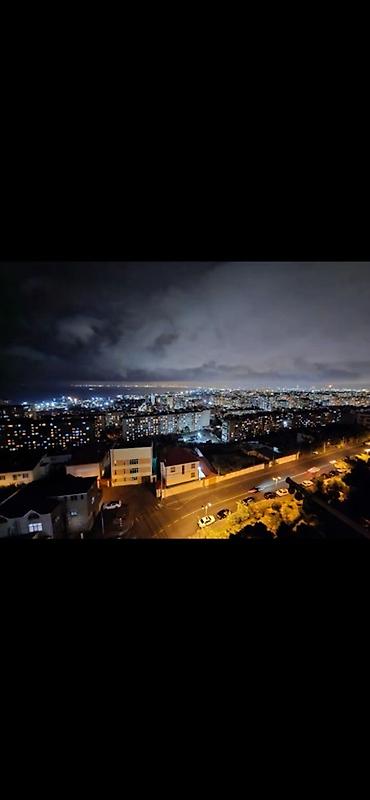 Mənzillər: 3 otaqlı, tam mebellı mənzil icarəyə verilir. 1 nefer xanim otaq — 10