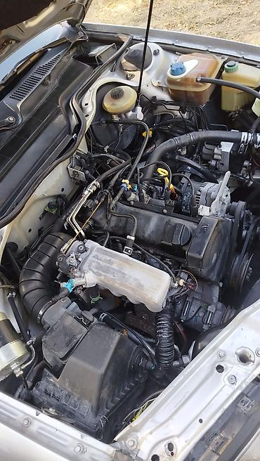a4 b5: Audi A8: 1995 г., 2 л, Механика, Бензин, Седан — 4